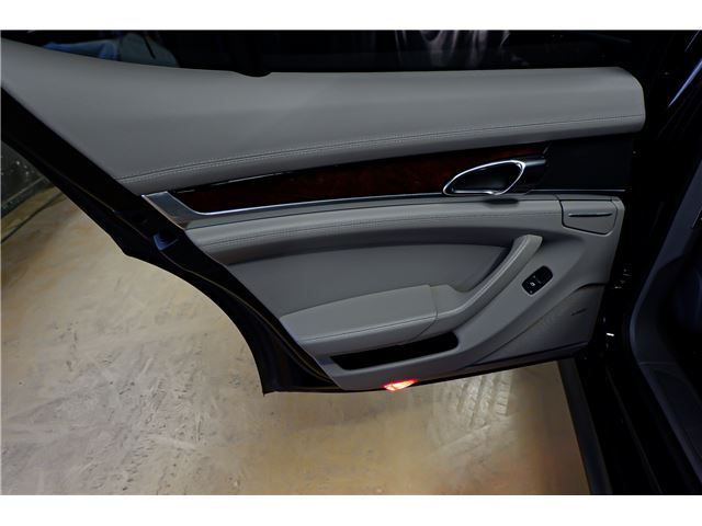 صورة مصغرة 46 لـ 2010 Porsche PANAMERA