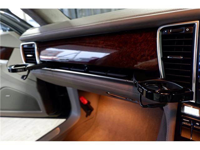 صورة مصغرة 48 لـ 2010 Porsche PANAMERA