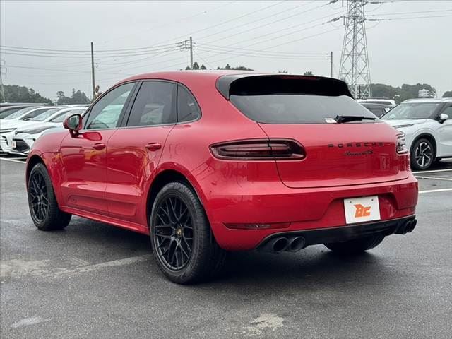 2016 Porsche MACAN 缩略图 13
