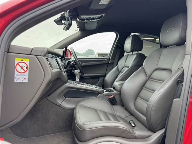 2016 Porsche MACAN 缩略图 17
