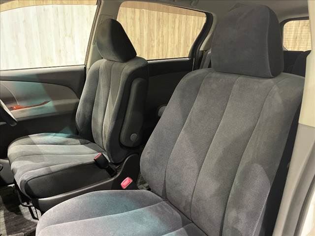 2011 Toyota ESTIMA 缩略图 38
