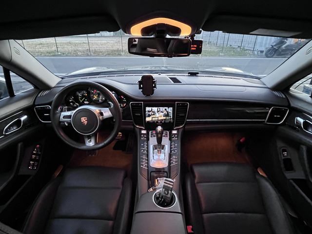 صورة مصغرة 12 لـ 2015 Porsche PANAMERA