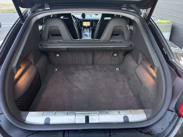 صورة مصغرة 15 لـ 2015 Porsche PANAMERA
