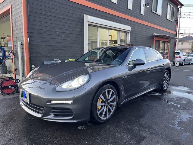 صورة 5 لـ 2015 Porsche PANAMERA
