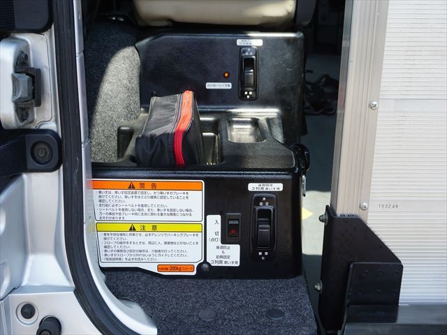 2010 Nissan NV200 VANETTE VAN thumbnail 19