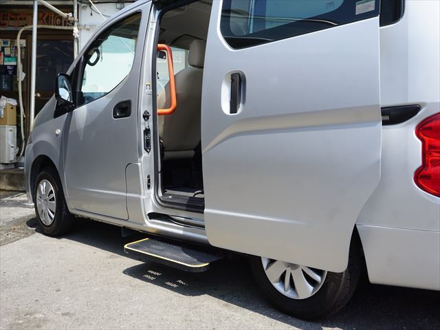 2010 Nissan NV200 VANETTE VAN thumbnail 22