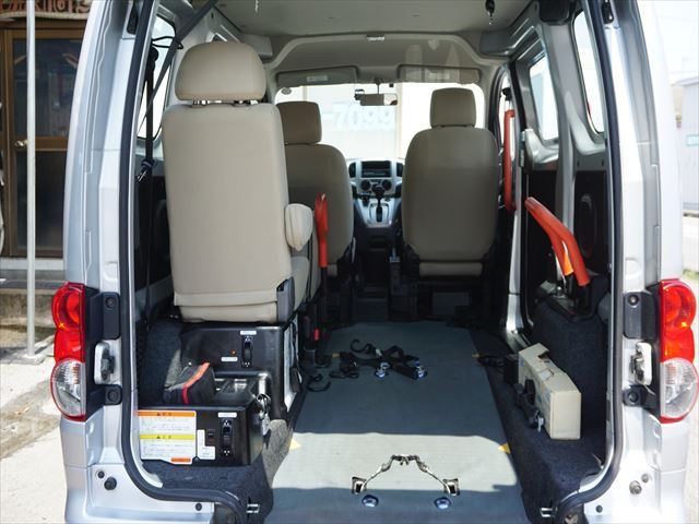 2010 Nissan NV200 VANETTE VAN thumbnail 26