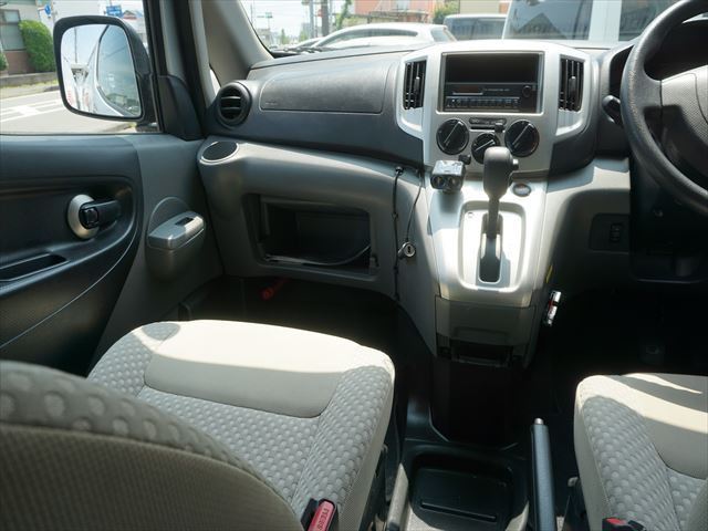 2010 Nissan NV200 VANETTE VAN thumbnail 30