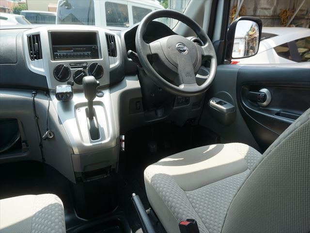 2010 Nissan NV200 VANETTE VAN thumbnail 31