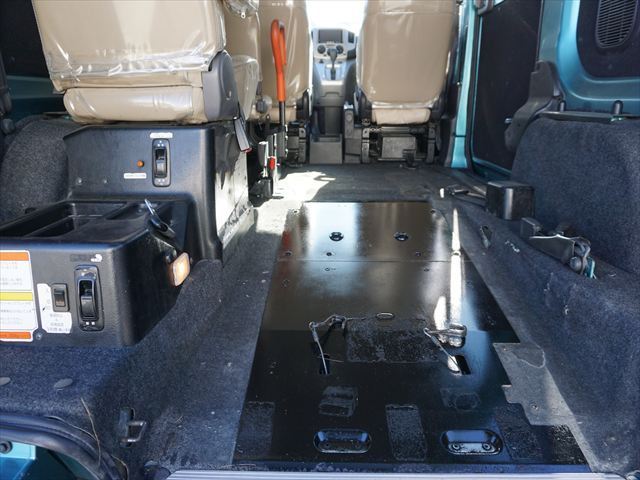 2010 Nissan NV200 VANETTE VAN — миниатюра 12