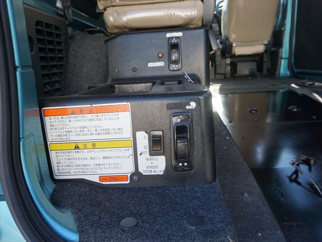 2010 Nissan NV200 VANETTE VAN — миниатюра 11