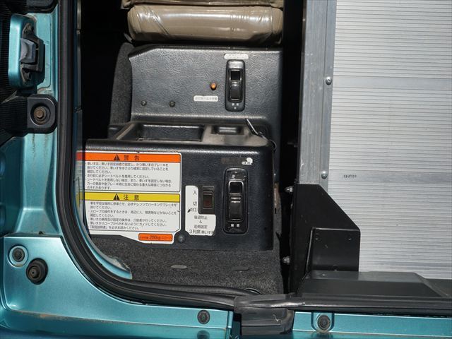 2010 Nissan NV200 VANETTE VAN — миниатюра 24