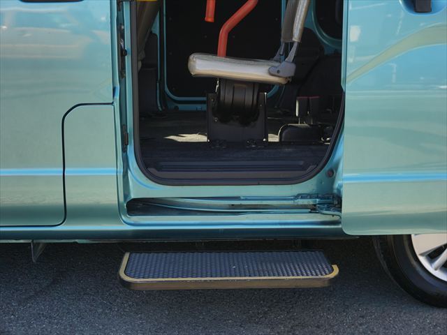 2010 Nissan NV200 VANETTE VAN — миниатюра 28