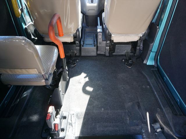 2010 Nissan NV200 VANETTE VAN — миниатюра 32