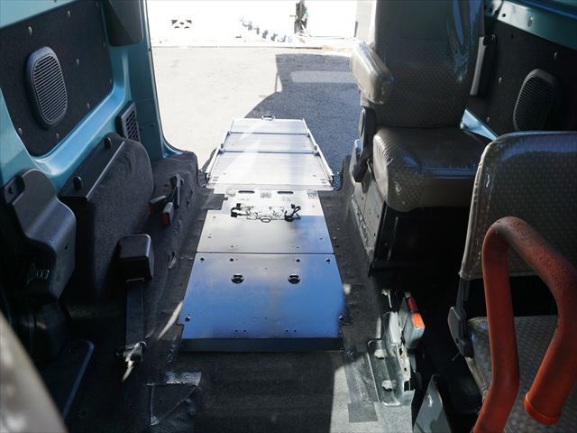 2010 Nissan NV200 VANETTE VAN — миниатюра 37