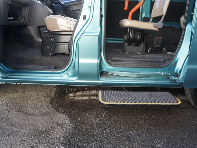 2010 Nissan NV200 VANETTE VAN — миниатюра 56