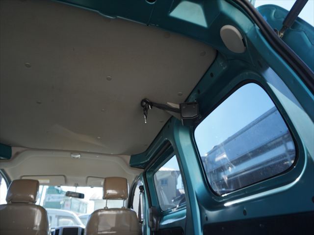 2010 Nissan NV200 VANETTE VAN — миниатюра 61