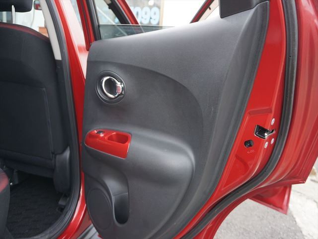 صورة مصغرة 65 لـ 2011 Nissan JUKE