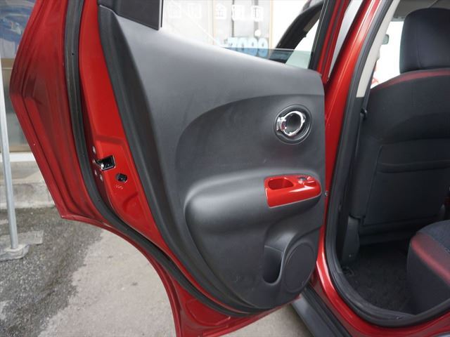 صورة مصغرة 80 لـ 2011 Nissan JUKE