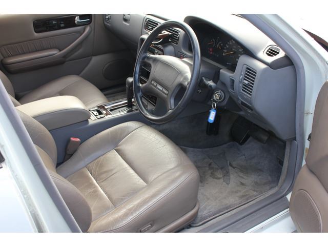 صورة مصغرة 12 لـ 1993 Nissan CIMA