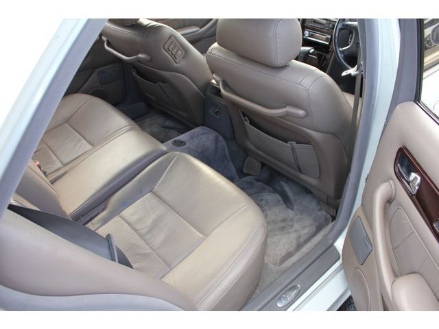 صورة مصغرة 13 لـ 1993 Nissan CIMA