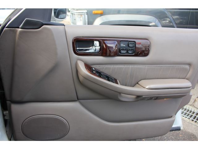 صورة مصغرة 11 لـ 1993 Nissan CIMA