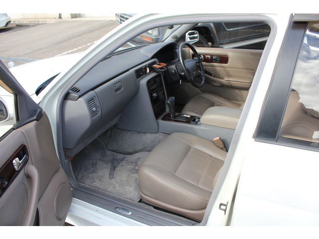 صورة مصغرة 16 لـ 1993 Nissan CIMA