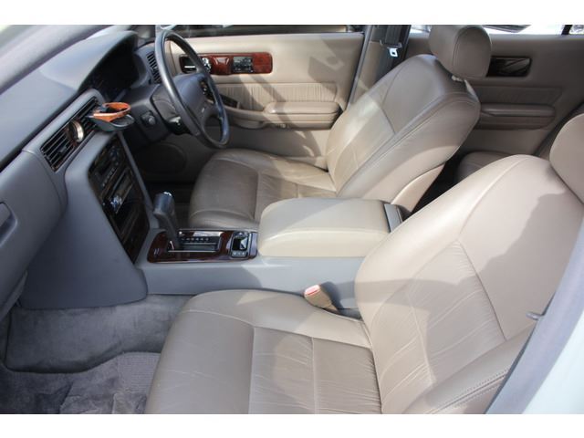 صورة مصغرة 17 لـ 1993 Nissan CIMA