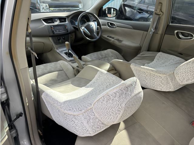 2013 Nissan SYLPHY — миниатюра 35