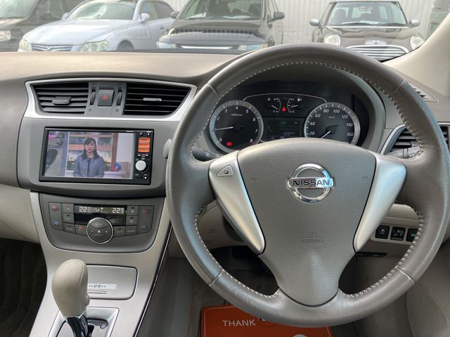 صورة مصغرة 42 لـ 2013 Nissan SYLPHY