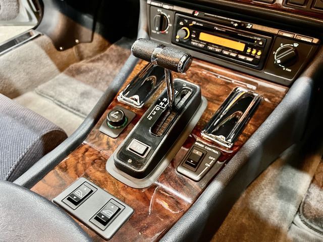 1994 Jaguar XJ-S — миниатюра 15