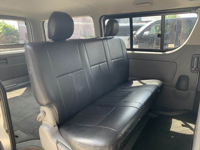 2006 Toyota HIACE — фото 8