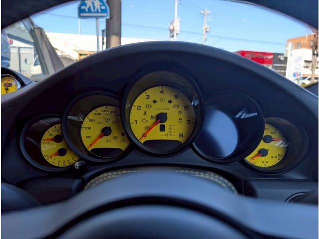 صورة مصغرة 13 لـ 2018 Porsche 911