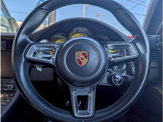 صورة مصغرة 28 لـ 2018 Porsche 911