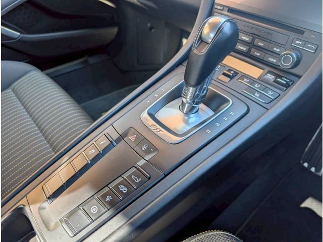 صورة 7 لـ 2018 Porsche 911