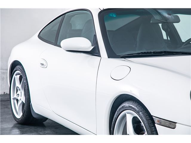 صورة مصغرة 21 لـ 2003 Porsche 911