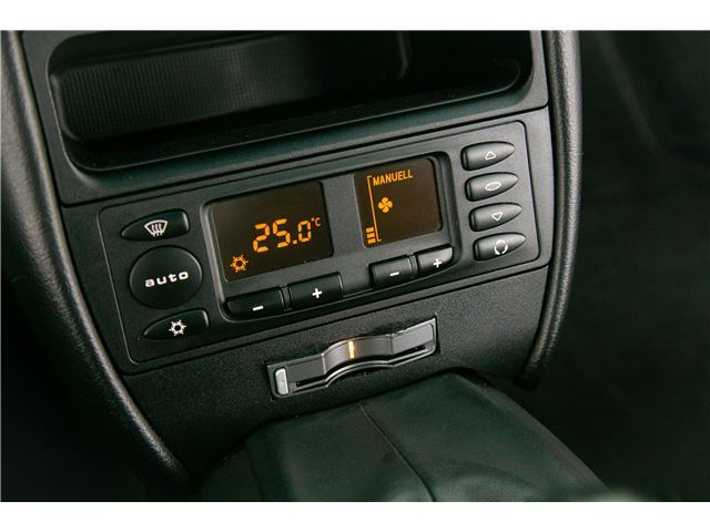 صورة مصغرة 54 لـ 2003 Porsche 911