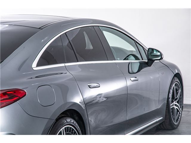 2023 Mercedes-BENZ EQE AMG — миниатюра 27