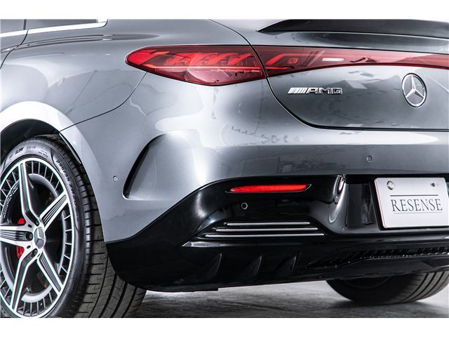 2023 Mercedes-BENZ EQE AMG — миниатюра 32