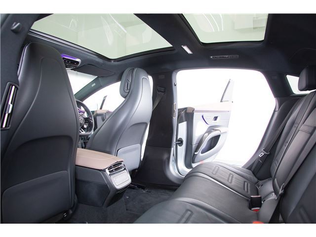 صورة مصغرة 66 لـ 2024 Mercedes-BENZ EQS AMG