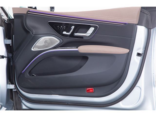 صورة مصغرة 70 لـ 2024 Mercedes-BENZ EQS AMG