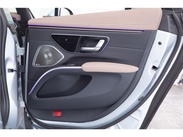 صورة مصغرة 72 لـ 2024 Mercedes-BENZ EQS AMG