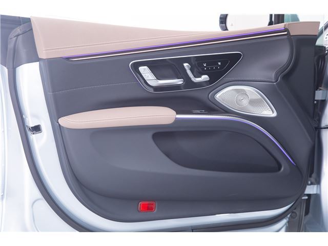 صورة مصغرة 73 لـ 2024 Mercedes-BENZ EQS AMG