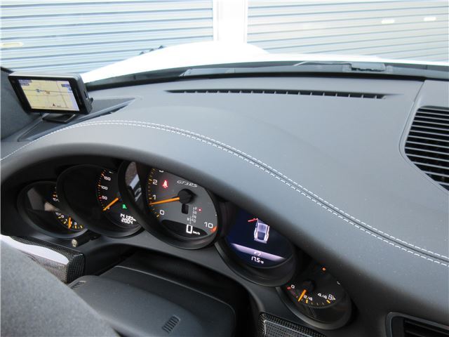 2019 Porsche 911 — миниатюра 24