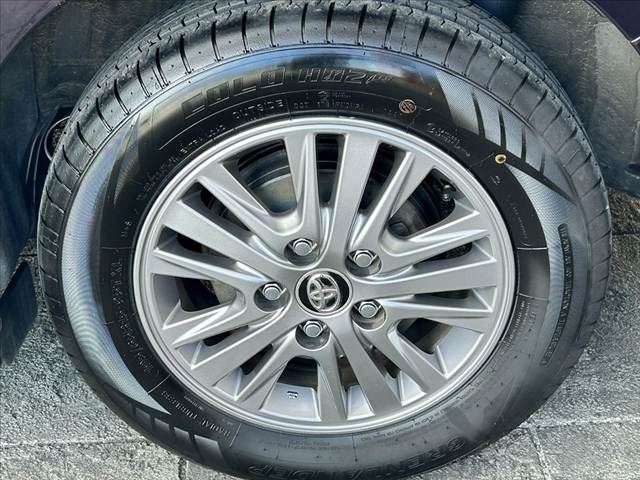 صورة مصغرة 42 لـ 2015 Toyota ESQUIRE