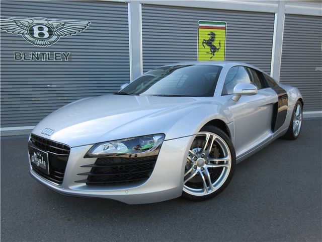 صورة 1 لـ 2012 AUDI R8