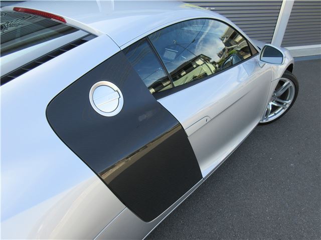 2012 AUDI R8 — миниатюра 12