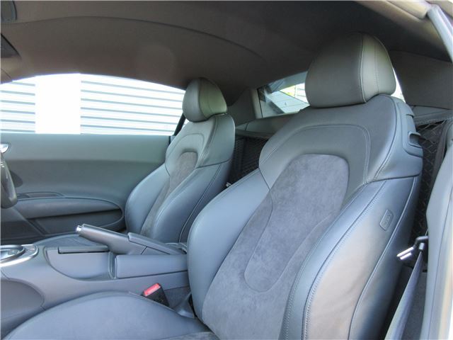 2012 AUDI R8 — миниатюра 29