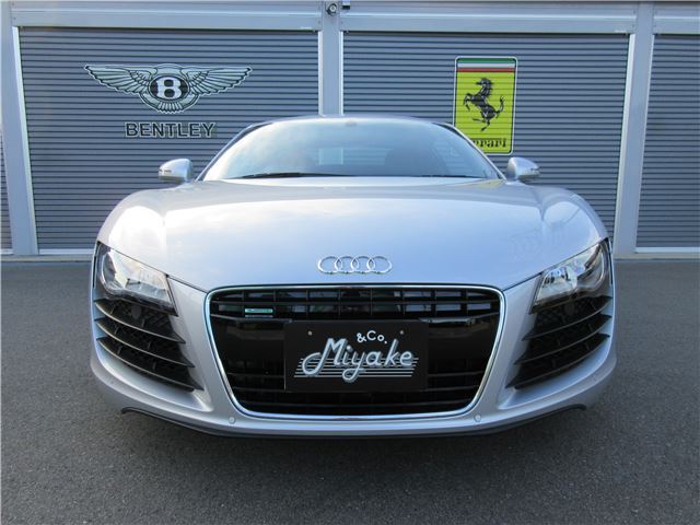 صورة 4 لـ 2012 AUDI R8