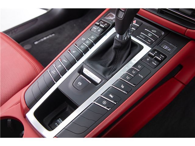 صورة مصغرة 50 لـ 2021 Porsche MACAN